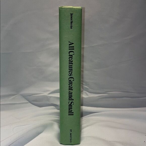 All creatures Great and small by James Herriot - Picture 1 of 4